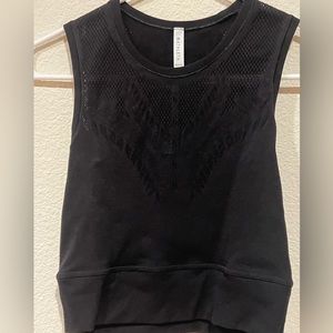 athleta lace cut crop tank